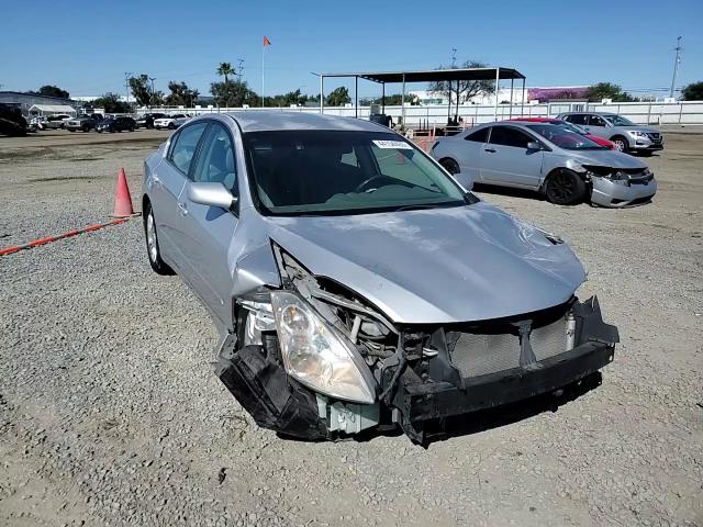 2012 Nissan Altima - Image 11
