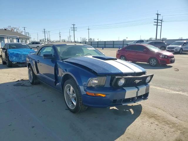 2008 Ford Mustang - Image 10