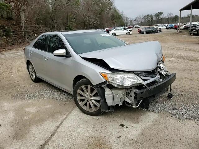 2013 Toyota Camry - Image 10
