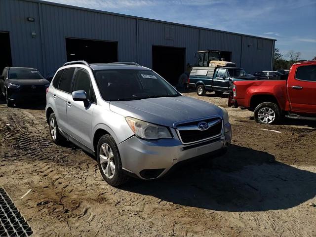 2014 Subaru Forester - Image 12