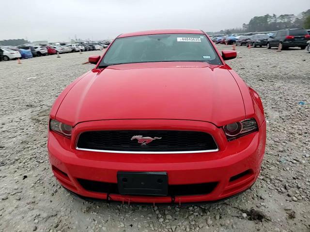 2014 Ford Mustang - Image 13