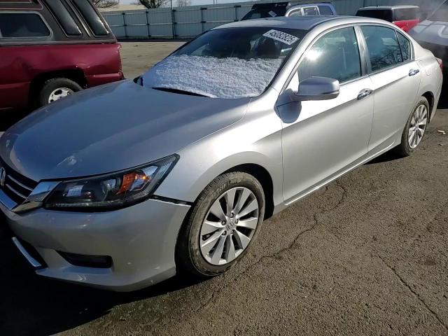 2015 Honda Accord - Image 11