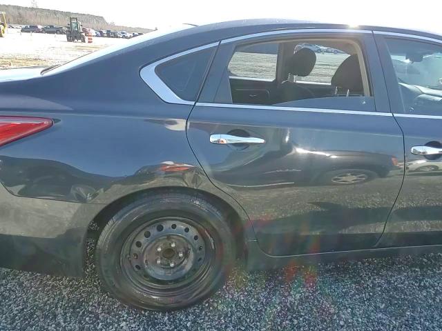 2013 Nissan Altima - Image 13