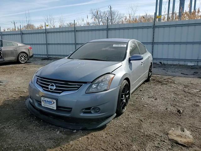 2012 Nissan Altima - Image 11