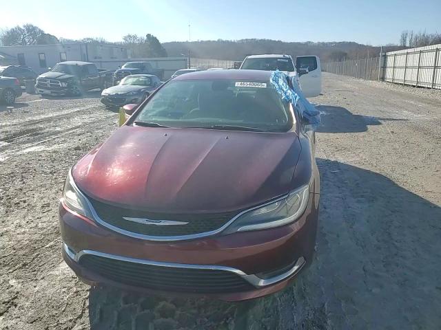 2016 Chrysler 200 - Image 11