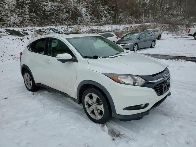 2016 Honda HR-V - Image 13