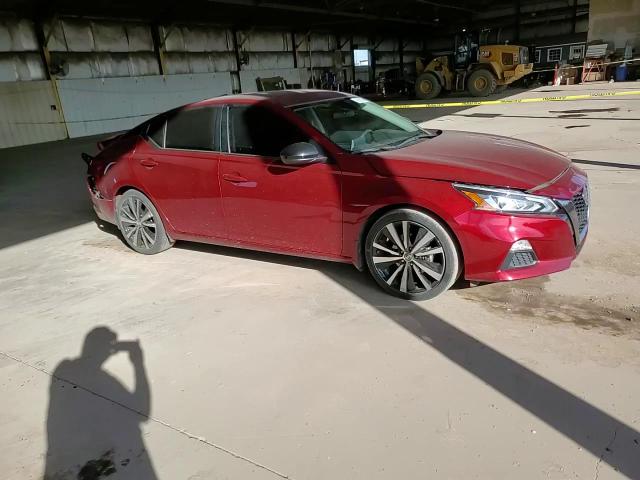 2022 Nissan Altima - Image 11