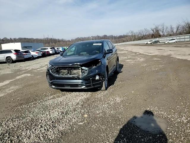 2022 Ford Edge - Image 12
