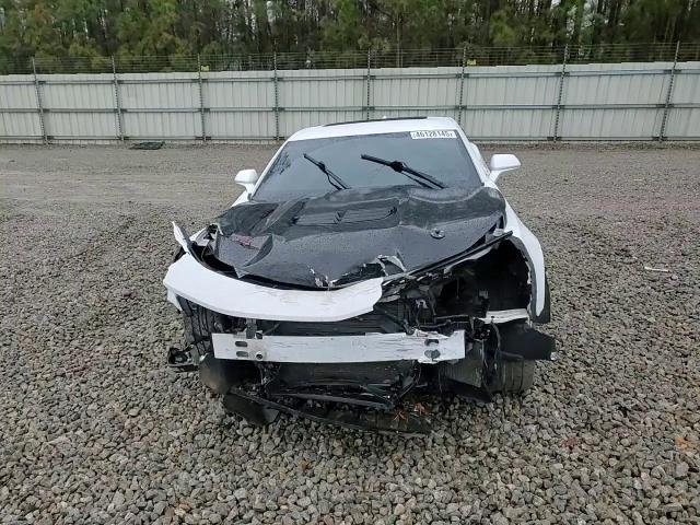 2019 Chevrolet Camaro - Image 11