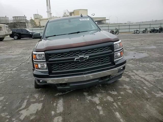 2015 Chevrolet Silverado - Image 10