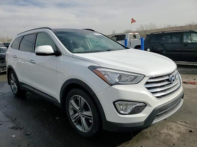 2016 Hyundai Santa Fe - Image 14