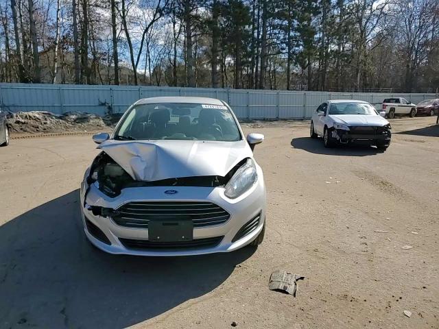 2015 Ford Fiesta - Image 10