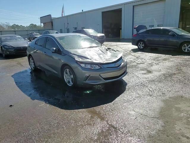 2018 Chevrolet Volt - Image 13
