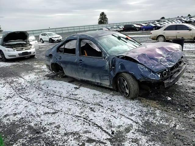 2001 Volkswagen Jetta - Image 11