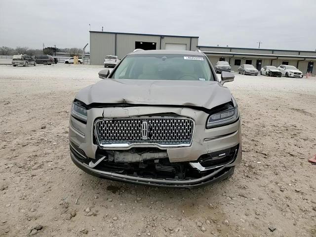 2019 Lincoln Nautilus - Image 12