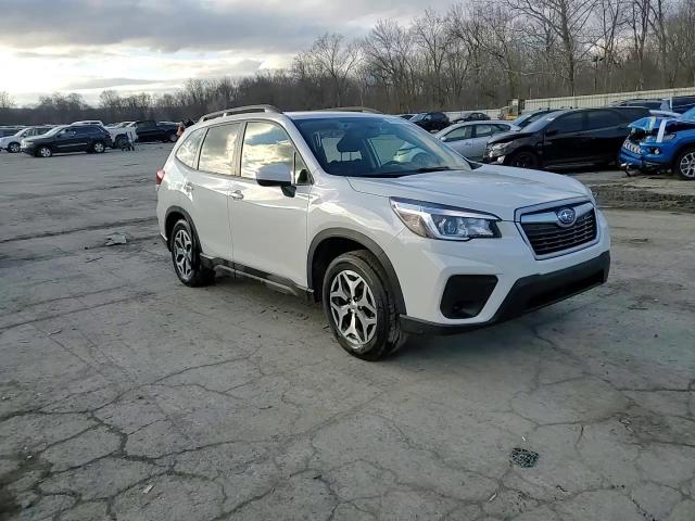 2020 Subaru Forester - Image 14