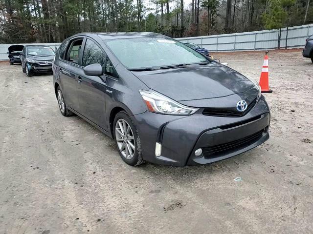 2016 Toyota Prius - Image 10