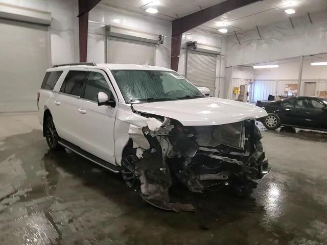 2020 Ford Expedition - Image 11