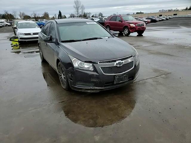 2014 Chevrolet Cruze - Image 10