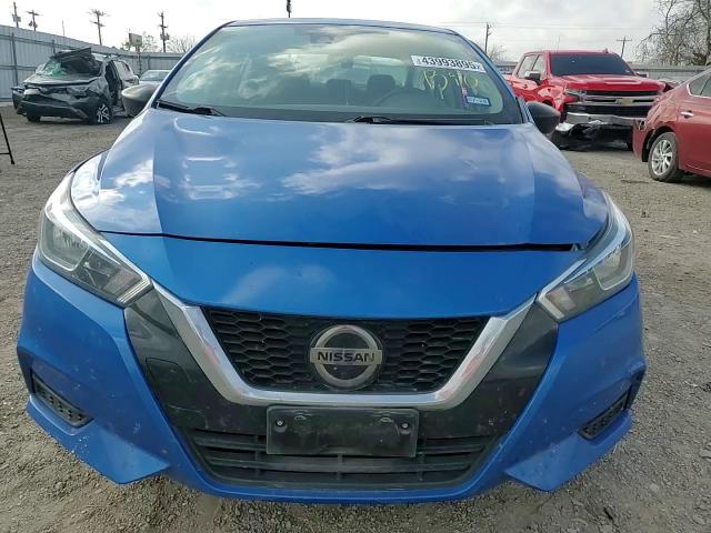 2021 Nissan Versa - Image 10