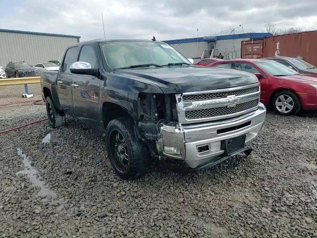 2012 Chevrolet Silverado - Image 13