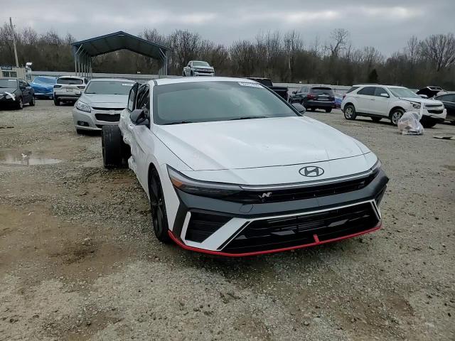 2024 Hyundai Elantra - Image 11