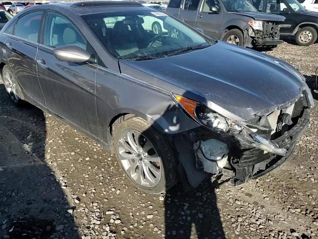 2012 Hyundai Sonata - Image 11
