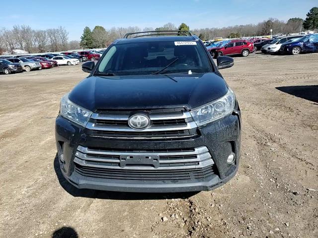 2017 Toyota Highlander - Image 11