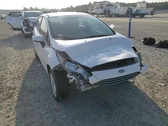 2017 Ford Fiesta - Image 10