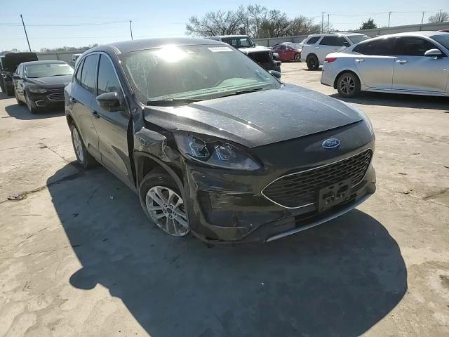 2020 Ford Escape - Image 11