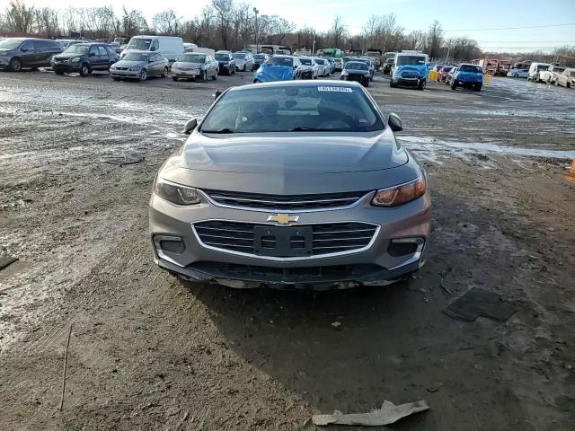 2017 Chevrolet Malibu - Image 10