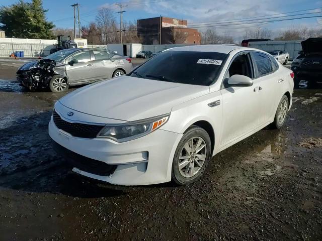 2018 Kia Optima - Image 10