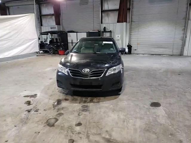 2010 Toyota Camry - Image 11