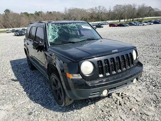 2012 Jeep Liberty (Patriot) - Image 12