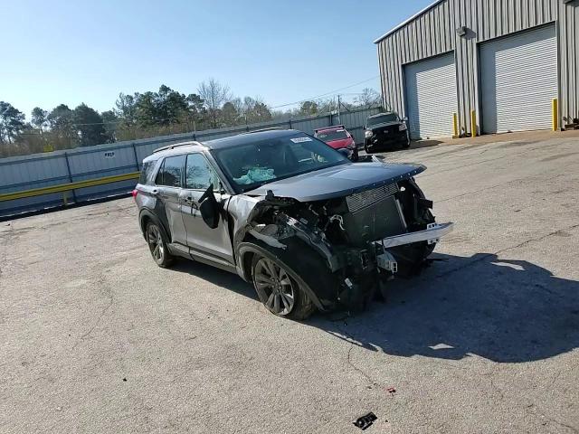 2022 Ford Explorer - Image 12