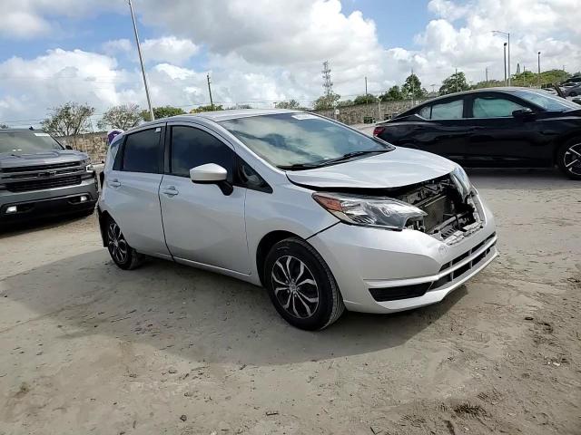 2019 Nissan Versa - Image 11