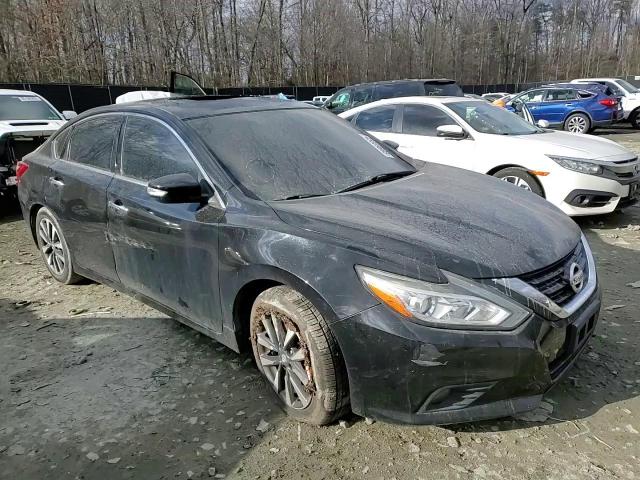 2017 Nissan Altima - Image 11