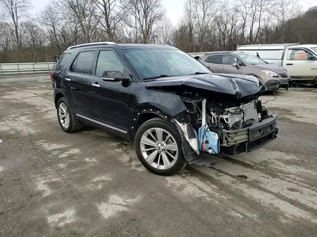 2018 Ford Explorer - Image 11