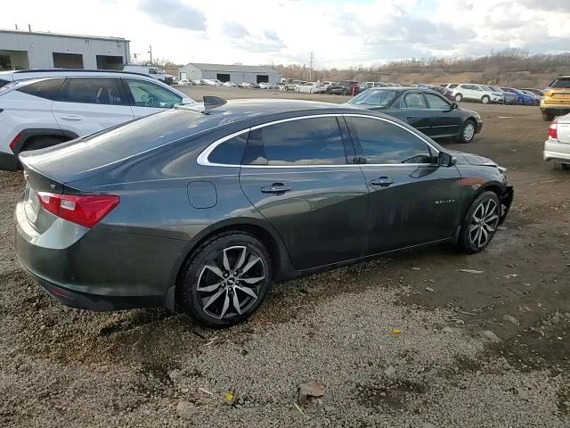 2017 Chevrolet Malibu - Image 13