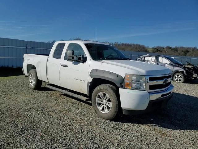 2010 Chevrolet Silverado - Image 10