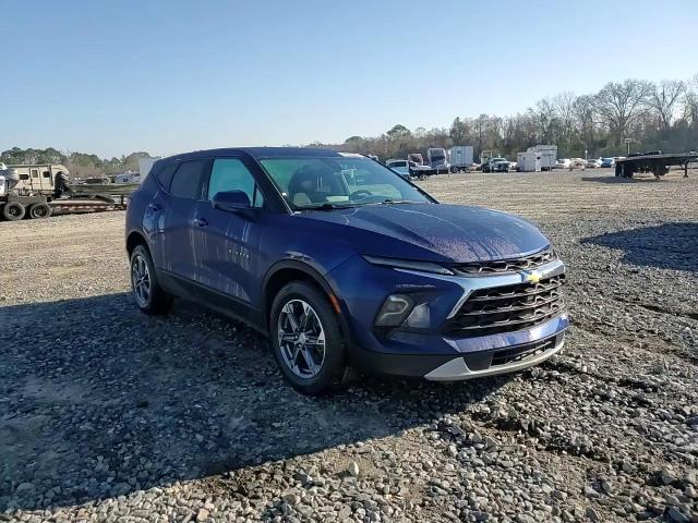 2023 Chevrolet Blazer - Image 11