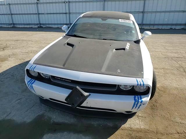 2013 Dodge Challenger - Image 11