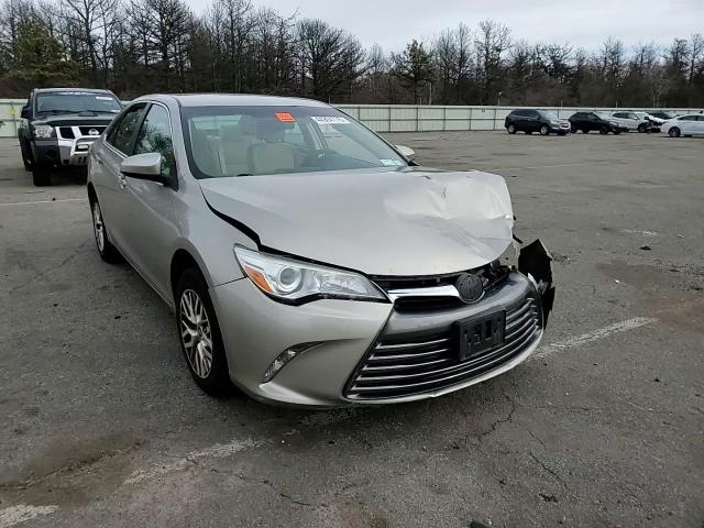 2016 Toyota Camry - Image 10