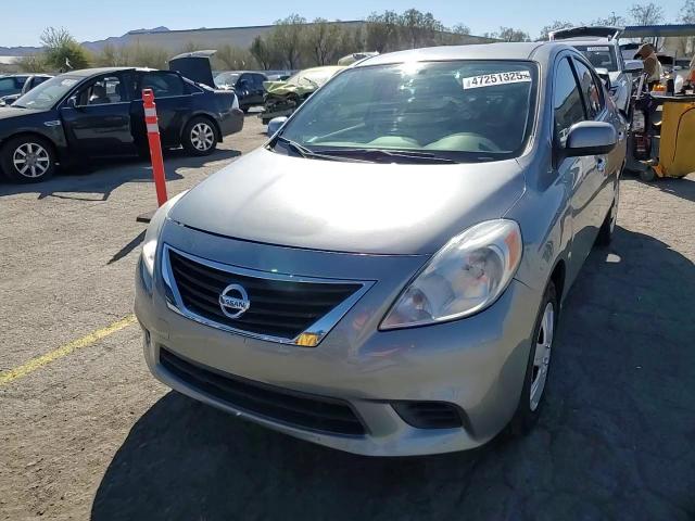 2014 Nissan Versa - Image 13