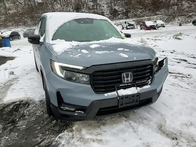 2022 Honda Ridgeline - Image 11