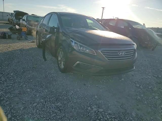 2015 Hyundai Sonata - Image 11