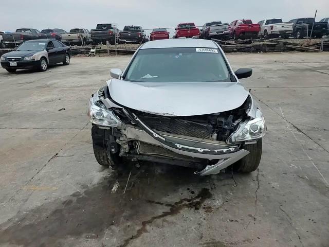 2014 Nissan Altima - Image 11