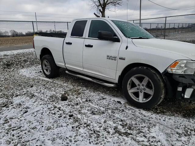 2015 RAM 1500 - Image 11