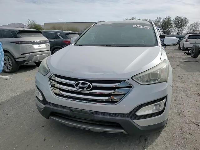 2014 Hyundai Santa Fe - Image 11