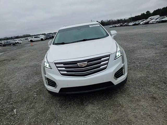 2017 Cadillac XT5 - Image 10
